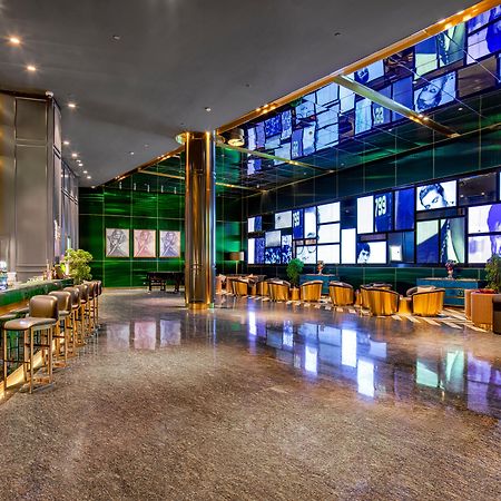 Hotel Indigo Shanghai Jing'An By Ihg Екстериор снимка