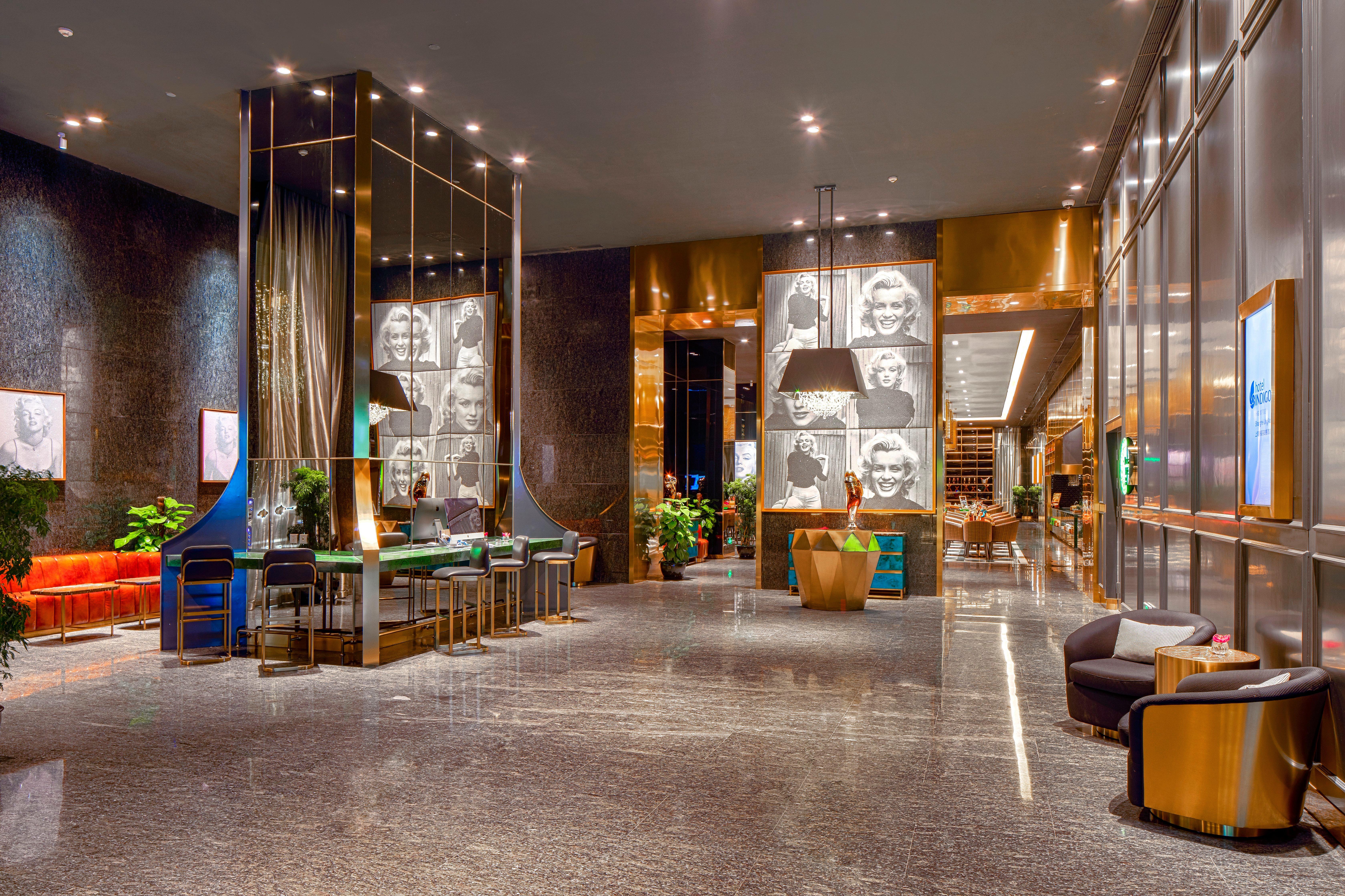 Hotel Indigo Shanghai Jing'An By Ihg Екстериор снимка